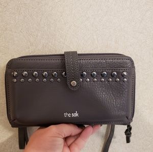 The Sake Iris Large Smartphone Crossbody